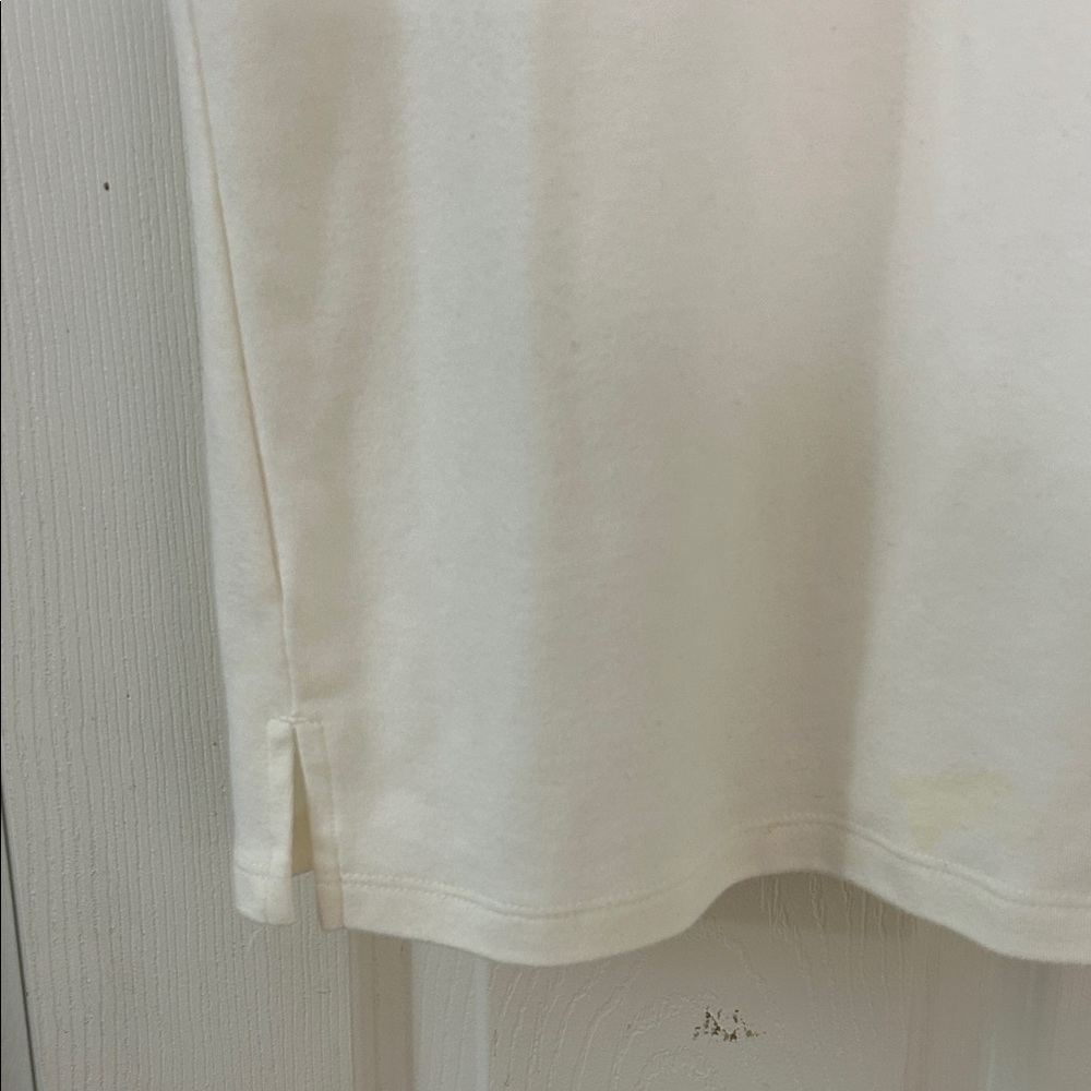 Hasting & Smith Women - Chic Ivory Sleeveless Tank Top - Picture 3 of 4
